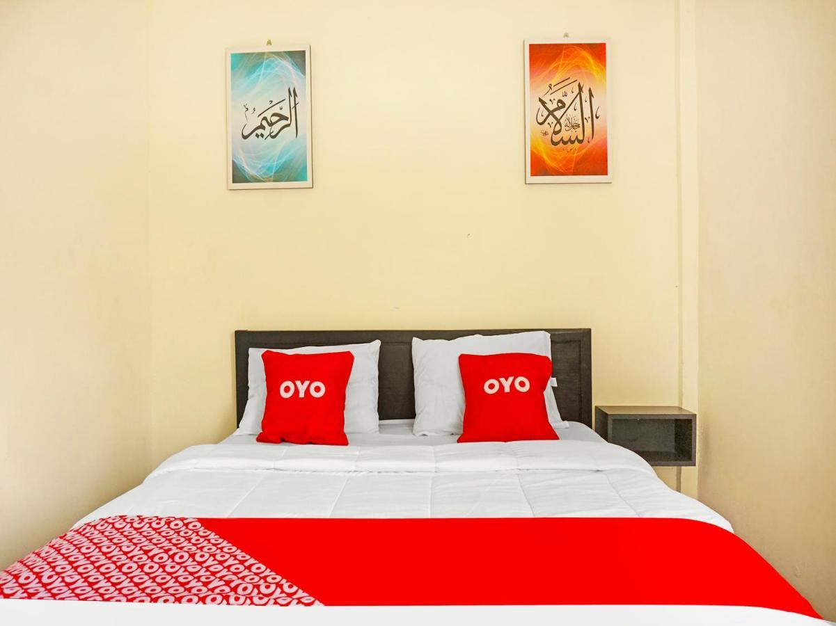 Oyo 91412 Ameera Inn Syariah Jakarta Exterior foto