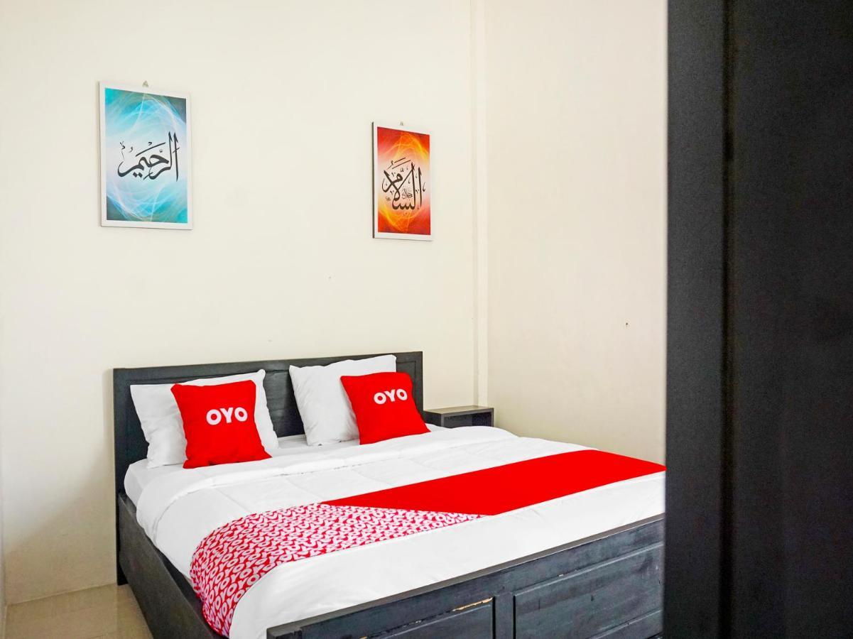 Oyo 91412 Ameera Inn Syariah Jakarta Exterior foto